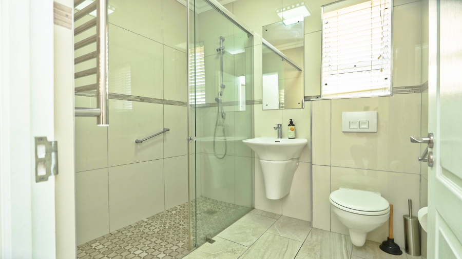 2 Bedroom Property for Sale in Brackenfell South Western Cape